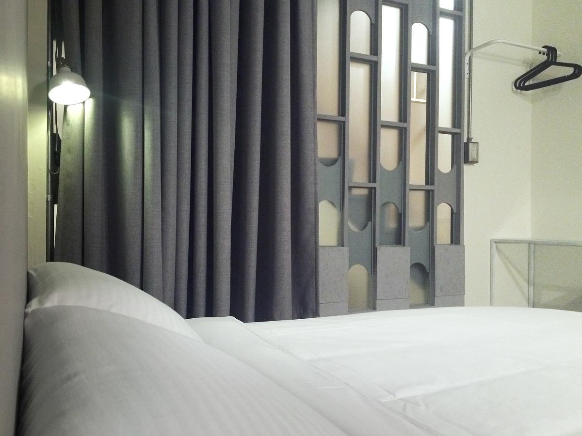 Tainan Gu Hostel Екстер'єр фото